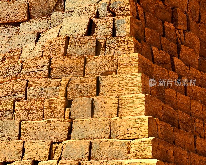 梅罗金字塔-撒哈拉沙漠中的努比亚坟墓-联合国教科文组织世界遗产，苏丹Begarawiyah - King Tabirqo / Adikhalamani金字塔(N9)